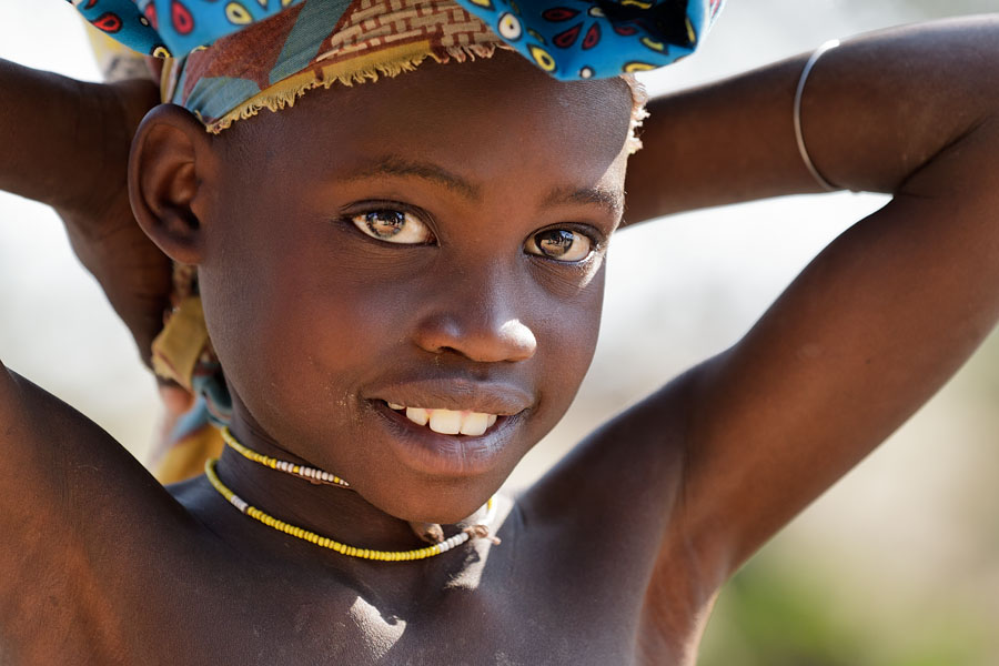  Girl from the Mucubal (Mucubai, Mucabale, Mugubale) tribe   Angola